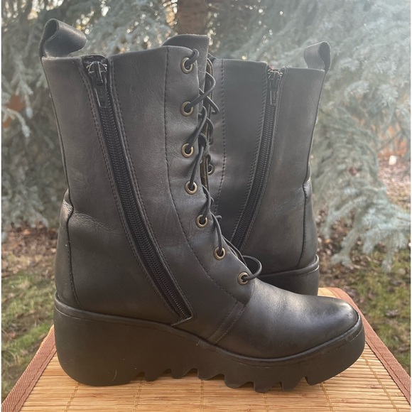 FLY LONDON Black Leather Lace Up / Zipper Platform Wedge Mid-calf Boots.  8-8.5 - Picture 7 of 13